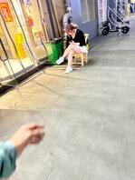 每天都能看见她性感丰满的腿、就是没机会抄底2