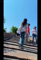 幼师表姐嫌工资低下班偷偷兼职按摩，被我探店发现操了，分享表姐生活照及视频