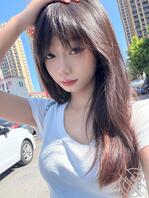 尹钰鑫长的太骚了 大家都来意淫0