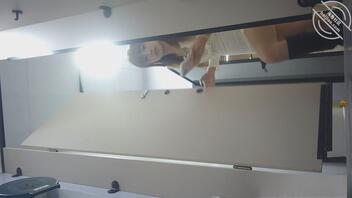 厕拍网红基地女厕第三期美女2