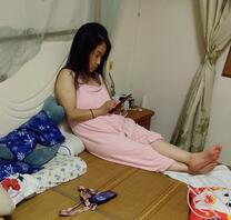 骚逼岳母昨晚凌晨3点悄悄出去偷人凌晨5点回家洗澡
0