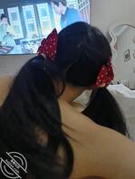 妈妈上班，和妹妹定民宿乱伦