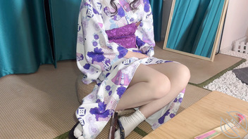 【奶气原创72】街头搭讪，让美女穿上性感日本和服，被操的直喊亚麻跌0