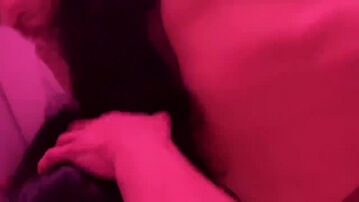 去年一起跨年小姐姐