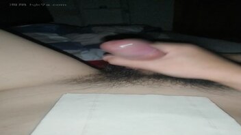 处男鸡巴硬，射的多，等少妇或者人妻来开发