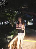 淫妻骚穴自慰！渴望打鸡吧塞进去！2