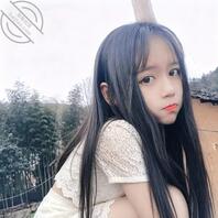 分享这个女孩的一些事，希望不要有人认识