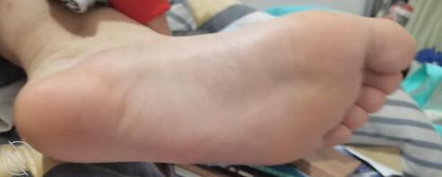 想舔小臭脚踩脸2