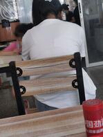 小吃店偶遇少妇2