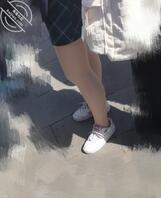 偷拍女大学生裤袜掉档0