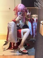 这样的骚母狗有人喜欢不