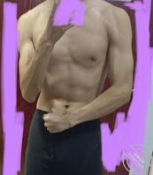 本人绿主寻绿母狗，本人颜值高，帮你勾引母狗