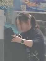 洗车偷拍肥臀牛仔裤熟女1