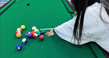[原创]台球桌上激情性爱，声音吸引球友纷纷偷听，大胆刺激的性爱才最过瘾1