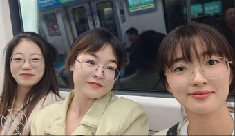 三条教师母狗，附带奶子骚逼照片，哪个是最骚最欠操的那条母狗0