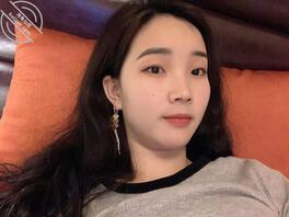 帮合成我亲姐图，写点骚货的文章，和大家分享一下她的内衣2