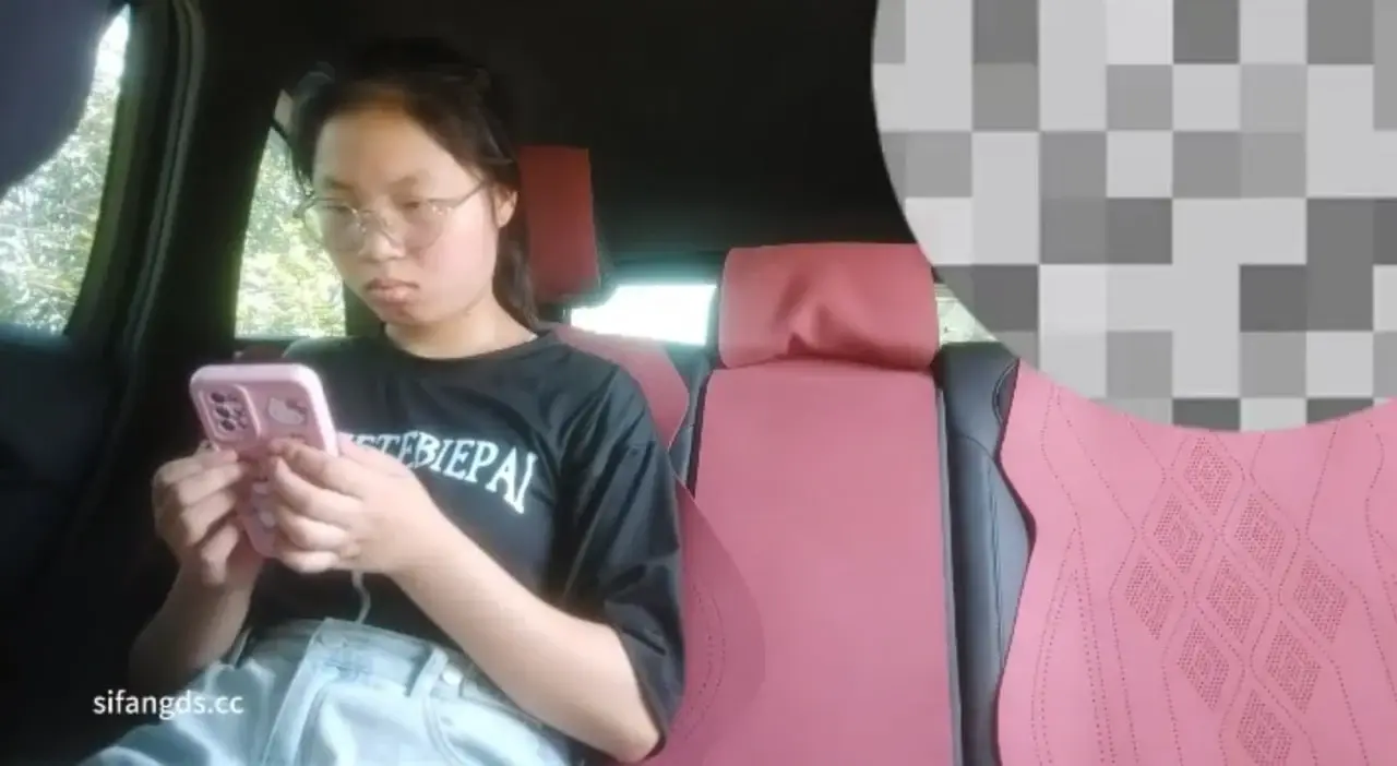 乡村树林约炮眼镜少妇 身材极品肥臀诱人 老公在家偷偷出来被操 骚逼骑车带路