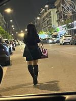 送妈妈去美容～顺便车震妈妈