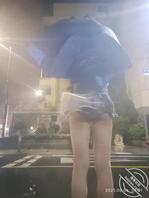 女大学生深夜超短裙露出0