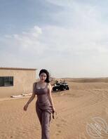 跟妈妈去新疆旅游,看到妈妈穿得太性感了,精虫上脑就把他给强奸了。0