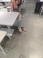现在的女大学生都好骚，喜欢露奶给别人看0