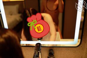 老婆新年约拍私房被摄影师內射2