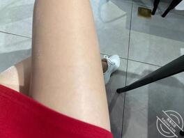 能看出我穿了袜子吗