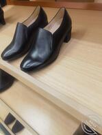 想起年轻时,看见女兵班长鞋,都很硬,偷摸撸一把1