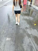 ［分享接龙］街拍偷拍长腿白腿美女0