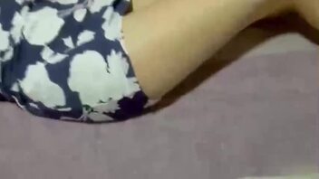 大奶乱伦母狗，骚货妹妹勾引亲哥