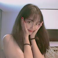 反差的眼镜婊子1