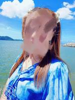 听我姐说小姨离婚了,我突然想操她了0