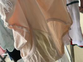 楼顶发现多名少妇的内衣内裤2