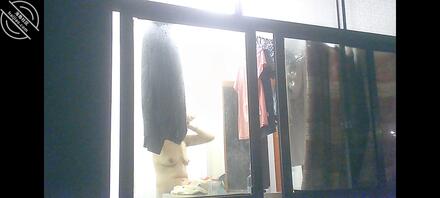 （真实原创）偷拍妈妈洗澡，恋母同好交流