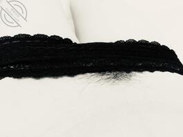 老婆拉开窗帘请路人欣赏2