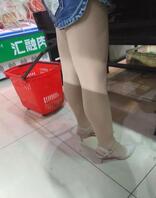 偷拍美女系列50