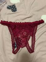 偷拍我妈穿的内裤 又闻又舔0