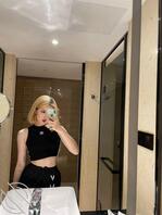 淫荡骚妈的丝里丝诱惑，骚逼里被儿子灌满了浓精1