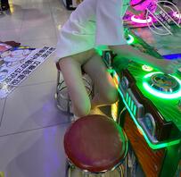 继续漏出，无内肉丝
