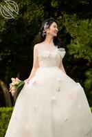 我清纯老婆的真实反差|婚纱新娘竟是精液肉便器|露脸无码1