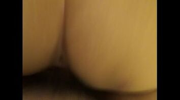 申精！操娇小的苗族妹子，手势认证