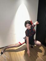 今天是中华娘哦，爸爸们的大鸡巴硬了没有啊？快点插进来