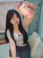大二女友。不知道骚不骚。想调教成母狗0