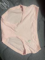 爱妈妈的我(3)睡不着翻到了以前偷偷拍的骚内裤1