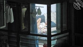 夏天到了呼市小S货又发情了不拉窗帘打游戏自摸2