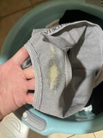 表姐洗澡刚脱下的骚内裤  有想要的吗？评论区留下你们的骚原味骚内裤2