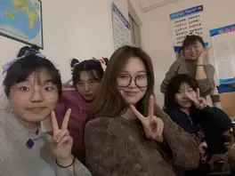 孔祥宁石家庄桥西区语文老师，人前教书人后育人不雅内容流出2