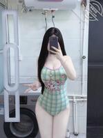 【苏州某知名内衣模特】完美身材展示,可惜不给拍做爱照片视频2