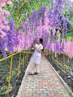 女护士背后的样子。视频已录好，多多评论给姑姑一点勇气