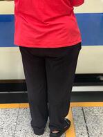 地铁的肉感坦克胖妹，现实比照片更好看。2